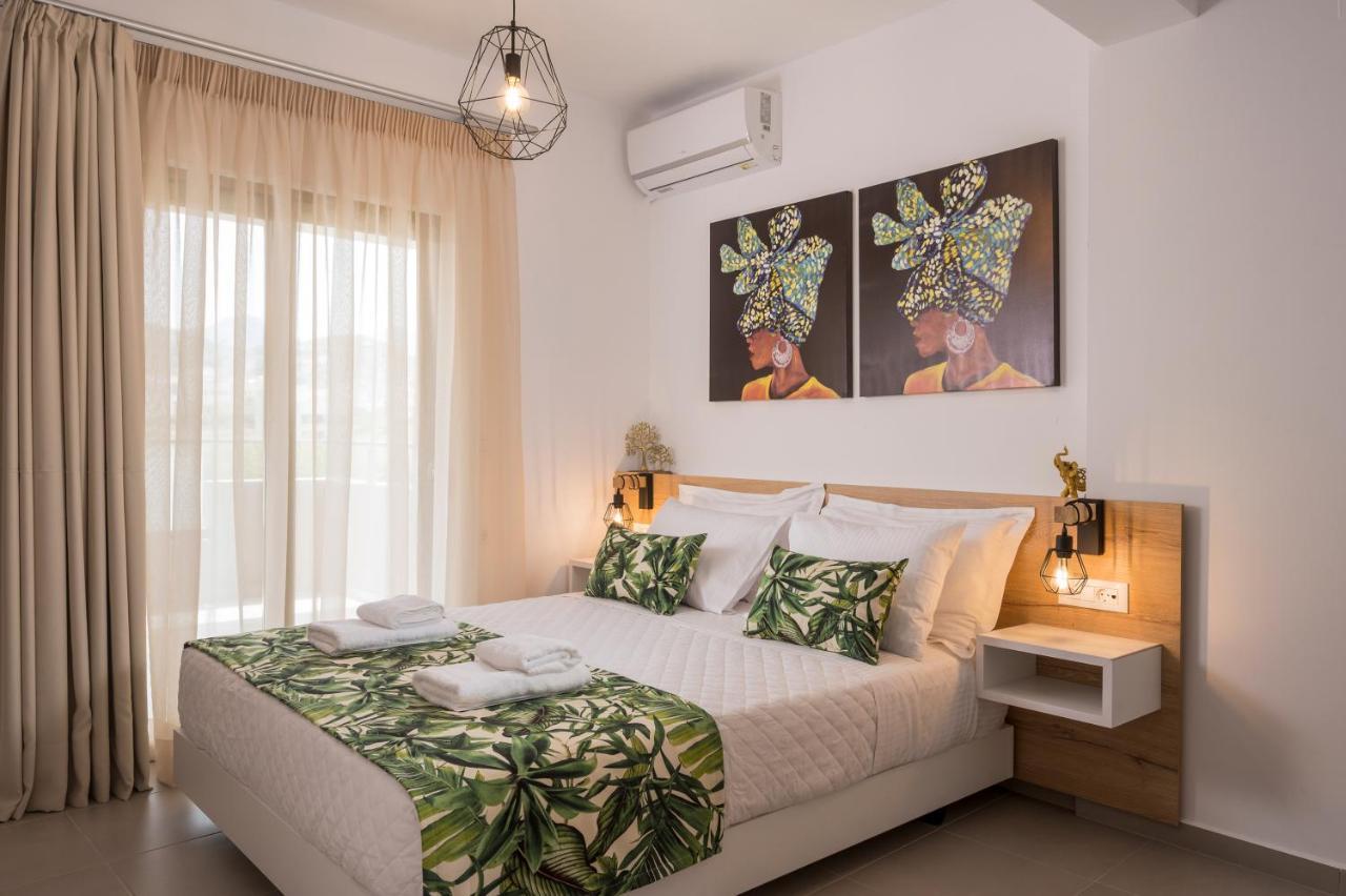 Indigo Blue Seaside Deluxe Apartments Kissamos Exterior photo